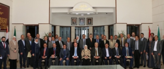 جامعة الشرق الأوسط تكرم أسرتها لحصولها على المراكز الاولى في  الكفاءة الجامعية