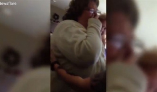 وشم اصابها بالصدمة ...