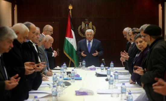 السلطة الفلسطينية تبحث تشكيل حكومة جديدة تضم فصائل منظمة التحرير السلطة الفلسطينية تبحث تشكيل حكومة جديدة تضم فصائل منظمة التحرير