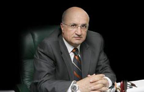 ظاهرة جديدة : مفصولو مياهنا يهددون بالإضراب عن " الطعام " إن رجع منير عويس 