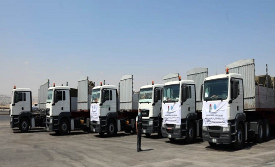 الهيئة الخيرية الهاشمية تواصل تسيير قوافل المساعدات الانسانية إلى غزة الهيئة الخيرية الهاشمية تواصل تسيير قوافل المساعدات الانسانية إلى غزة