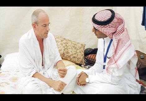 منتج الفيلم المسيئ للرسول عليه السلام يؤدي الحج منتج الفيلم المسيئ للرسول عليه السلام يؤدي الحج