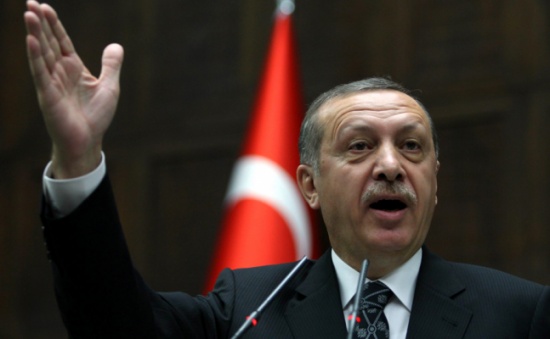 أردوغان يدعو الأحزاب التركية للتصرف بمسؤولية والحفظ على الاستقرار أردوغان يدعو الأحزاب التركية للتصرف بمسؤولية والحفظ على الاستقرار