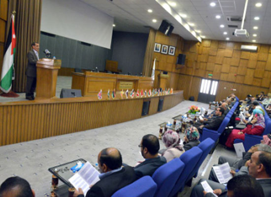 افتتاح مؤتمر "الأدب واللغة والترجمة " الدولي الأول في الطفيلة التقنية