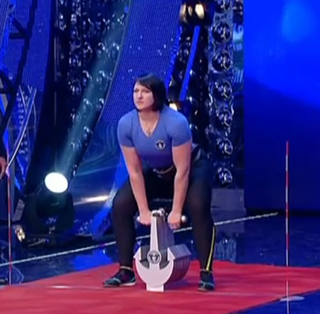 أقوى سيدة في العالم