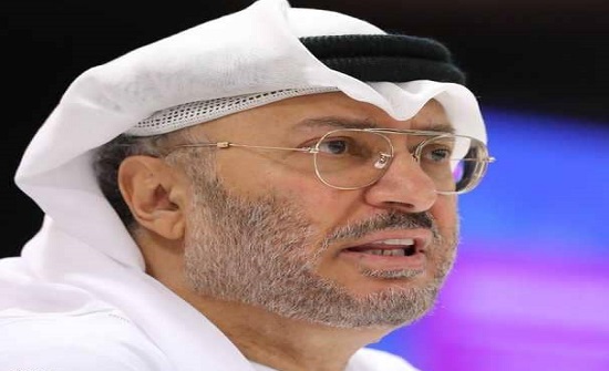 قرقاش: إيران تحاول دق إسفين بين واشنطن والاتحاد الأوروبي