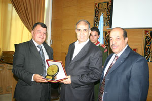 ندوة في جامعة الاسراء تتناول قراءة في كتاب الملك (فرصتنا الاخيرة )