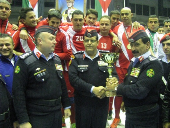 انضباط الشرطة بطلاً لخماسيات كرة القدم للأمن العــــــــــــــام