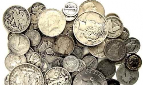 الامن المصري يقبض على أردنيين بحوزتهما عملات أثرية