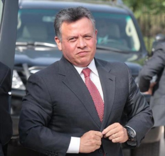 الملك يستقبل وفد مجلس الشيوخ الأميركي الملك يستقبل وفد مجلس الشيوخ الأميركي