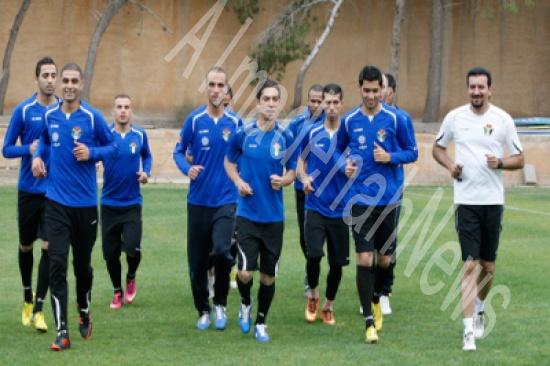 المنتخب الأردني يبدأ استعداداته لمواجهة استراليا بالتصفيات المونديالية (صور) المنتخب الأردني يبدأ استعداداته لمواجهة استراليا بالتصفيات المونديالية (صور)