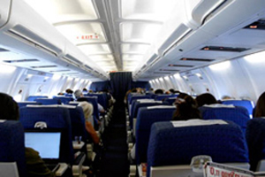 البدانة في الطائرة تكلف تذكرتين