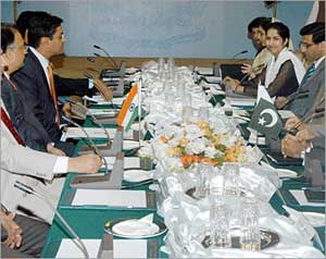 مباحثات عسكرية بين الهند وباكستان 