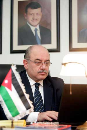 السفير الاردني في كوالالمبور يؤكد نمو التبادل التجاري بين الاردن وماليزيا السفير الاردني في كوالالمبور يؤكد نمو التبادل التجاري بين الاردن وماليزيا