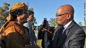 رئيس جنوب أفريقيا يناقش مع القذافي وقف إطلاق النار