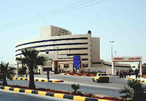 ربط مستشفيي المفرق الحكومي والامير حمزة منتصف حزيران  