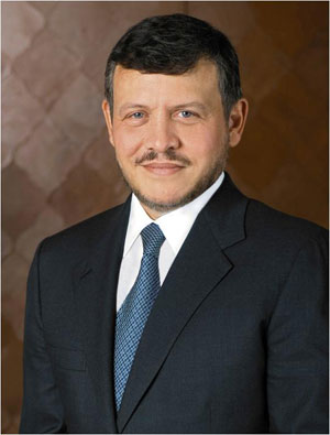 الملك يستقبل رئيس اركان القوات المسلحة القطرية 