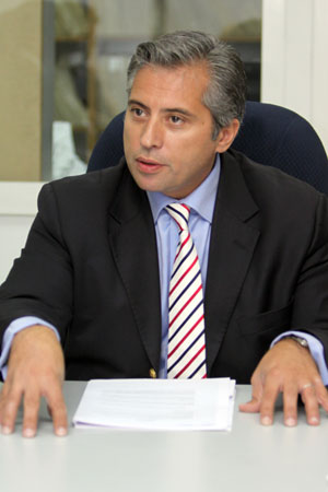 وزير التخطيط والتعاون الدولي يبحث برنامج المساعدات الفرنسية للأردن