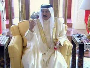 العاهل البحريني يدعو إلى حوار للتوافق الوطني بلا شروط مسبقة