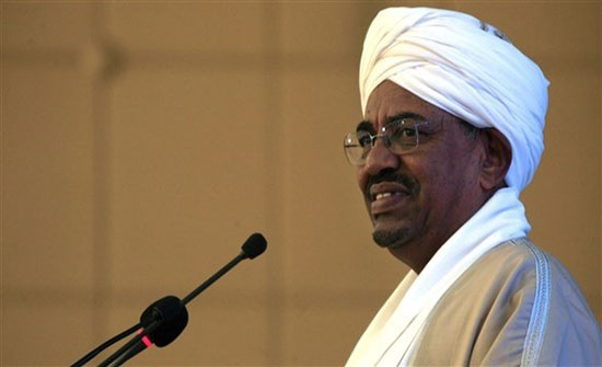 تسليم البشير للجنائية الدولية.. خبراء يطرحون "أسبابا وجيهة" تسليم البشير للجنائية الدولية.. خبراء يطرحون "أسبابا وجيهة"