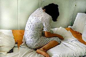 عائلات فلسطينية تستأصل أرحام المعاقات ذهنيًا خوفًا من اغتصابهن