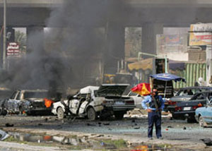 73 قتيلا وجريحا بتفجير انتحاري في العراق  