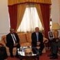 رئيس الوزراء في استقبال وفد الفيفا