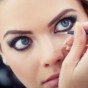 تطبيق المكياج المثالي حسب شكل عينك