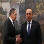 وزير الخارجية الروسي سيرغي لافروف ونظيره التركي مولود جاويش أوغلو