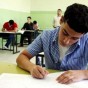 طلاب في قاعات الامتحان - تعبيرية