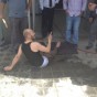 لاجئ سوري يحرق نفسه