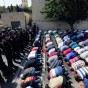 مصلون وعناصر من الشرطة الإسرائيلية - أرشيفية