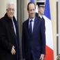 الرئيس الفرنسي فرانسوا هولاند ونظيره الفلسطيني محمود عباس - أرشيفية