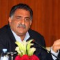 المدير العام للمركز الدكتور عزمي بشارة