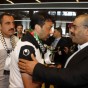 صبرة يصافح مدرب فلسطين جمال محمود