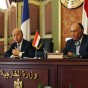 وزير الخارجية المصري  سامح شكري في المؤتمر الصحفي مع وزير خارجية فرنسا لوران فابيوس