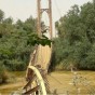 الجسر بعد قصفه من قوات النظام