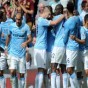 فرحة لاعبو السيتي بالهدف الأول الذي أحرزه نيجريدو