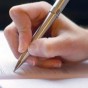 تعبيرية - شخص يكتب