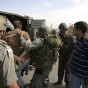 سلطات الاحتلال تعتقل فلسطينيين في الضفة - ارشيفية