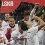 ليفاندوفسكي خلال إحتفالات منتخب بولندا
