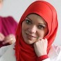الناشطة المحجبة