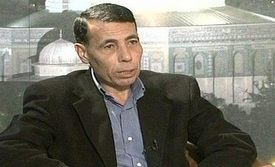 أهل القدس بين الدفاع عن المقدسات وبين لقمة العيش والصمود أهل القدس بين الدفاع عن المقدسات وبين لقمة العيش والصمود