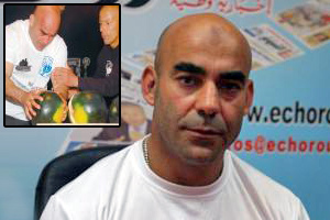 جزائري يدخل "جينس" بتهشيم 43 حبة بطيخ برأسه في دقيقة