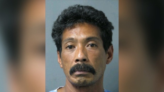 بالصور :  لاعتقاده أنّها “ممسوسة” .. هذا الرّجل قَتَلَ والدته بطريقةٍ بشعة واعترف بذنبه!!