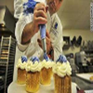 المخابرات البريطانية تعلّم القاعدة صنع الكعك