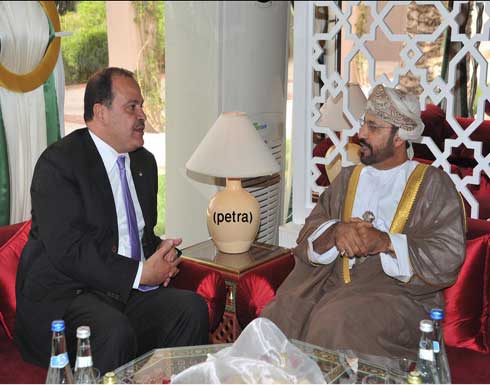 وزير الداخلية يلتقي نظراءه اللبناني والعماني واليمني