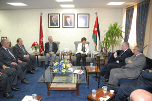 بحث آفاق التعاون المشترك بين الجامعة الهاشمية ونظيرتها جامعة القديس يوسف اللبنانية