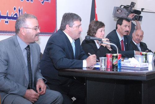 الضامن تستعرض المشاريع الجاري تنفيذها بمحافظة الطفيلة الضامن تستعرض المشاريع الجاري تنفيذها بمحافظة الطفيلة