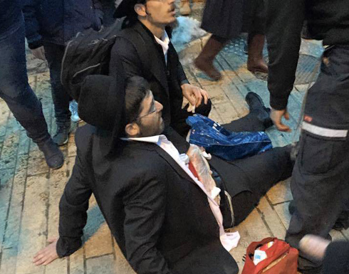 بالفيديو: فلسطيني يطعن مستوطناً في القدس المحتلة بالفيديو: فلسطيني يطعن مستوطناً في القدس المحتلة